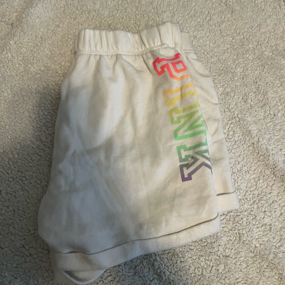 PINK boyfriend shorts - Picture 3 of 3